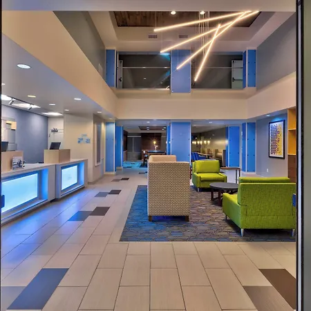 Holiday Inn Express & Suites - Effingham By Ihg