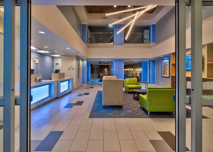 Express & - By Ihg Hotel