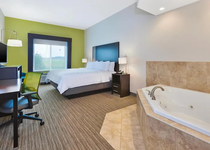 Express & - By Ihg Hotel Effingham