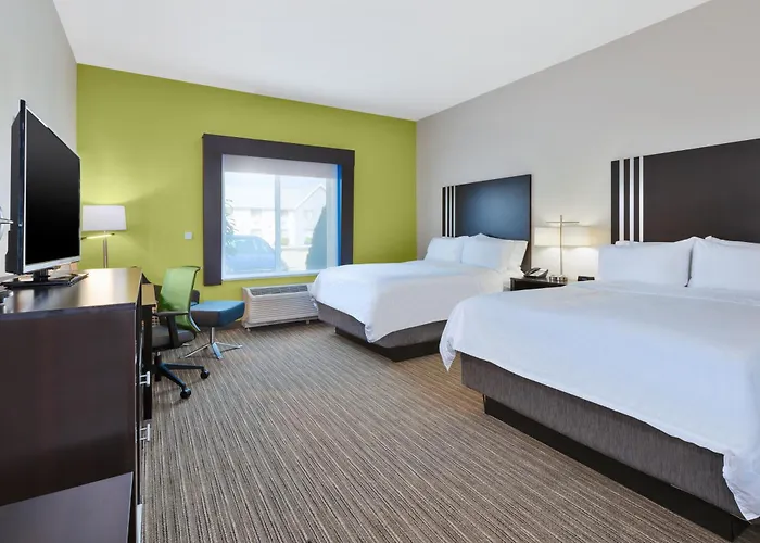 Express & - By Ihg Hotel 4*