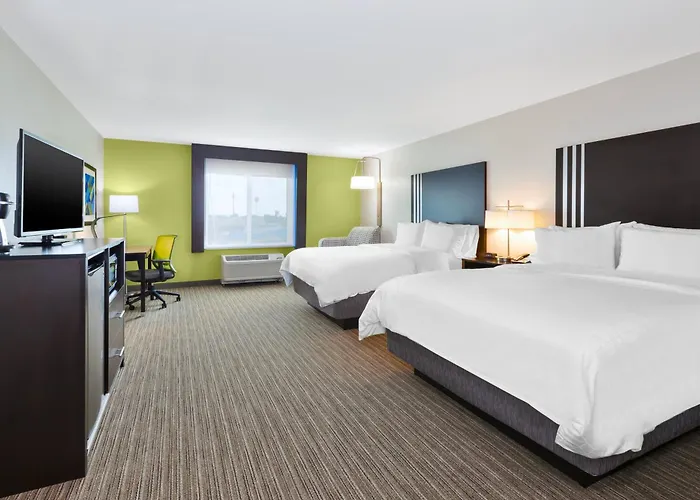 Express & - By Ihg 4*