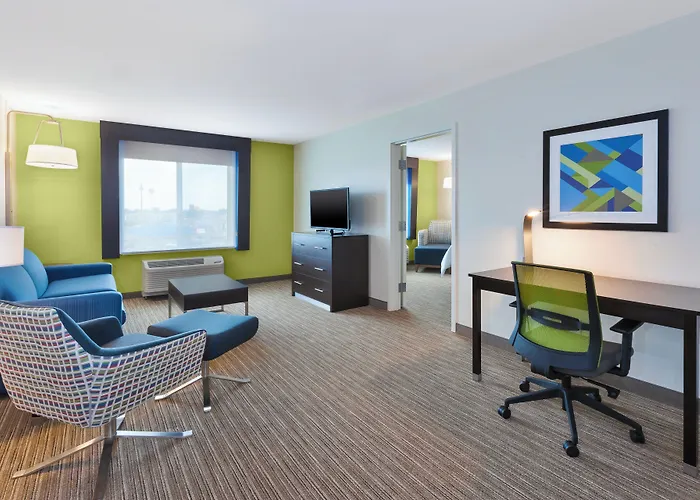 Hotel Express & - By Ihg 4*